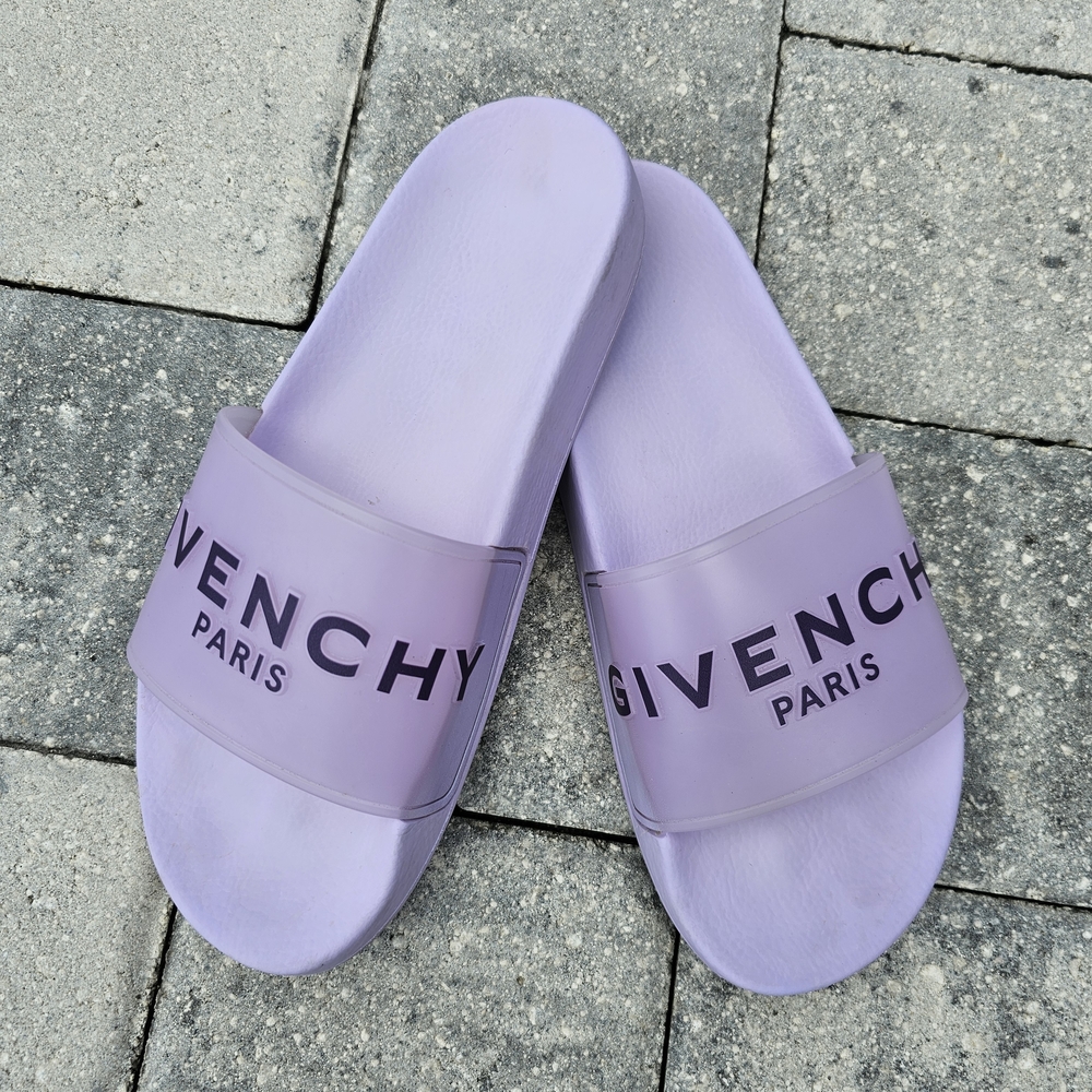 Givenchy Women's Lavender Slide Sandals